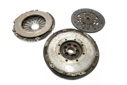 Touran Golf 5 Schwungrad Kupplung Zweimassenschwungrad BKD AZV BMM BMP2.0 TDI 24 (164920)