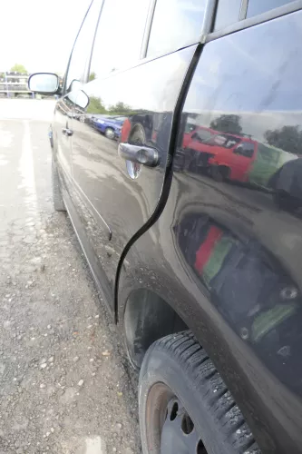 VW Touran 1T 1T3 Tür hinten links schwarz LC9Z Cross (165051)