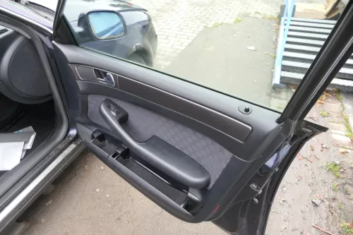 4x A6 4B Türverkleidung Verkleidung Tür vorne hinten links rechts onyx (165080)