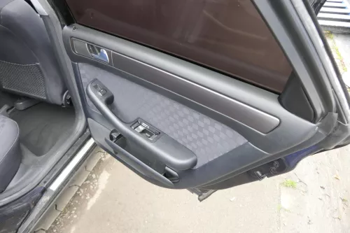 4x A6 4B Türverkleidung Verkleidung Tür vorne hinten links rechts onyx (165080)