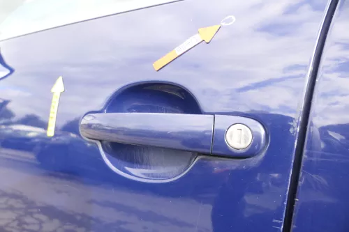 VW Passat 3B 3BG 3B6 Kombi + Limo Tür vorne links Fahrertür blau LB5N ohneAnbaut (165110)