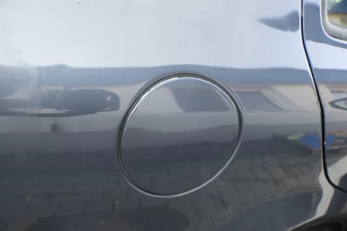 Skoda Octavia 1U Limousine Tankdeckel Deckel Tank Tankverschluß grau LF7S L8L8