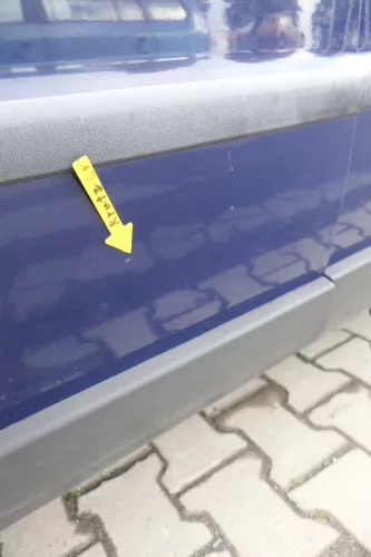 Passat 3B 3BG 3B6 Kombi + Limo Tür vorne links Fahrertür blau LA5E ohneAnbaut (165232)