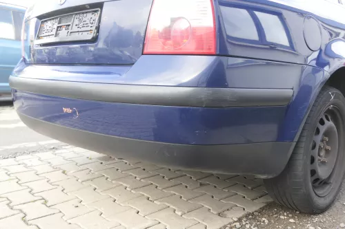 VW Passat 3BG 3B3 Limousine Stoßstange hinten Heckstoßstange blau LA5E (165235)