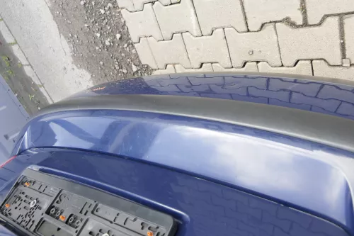 VW Passat 3BG 3B3 Limousine Stoßstange hinten Heckstoßstange blau LA5E (165235)