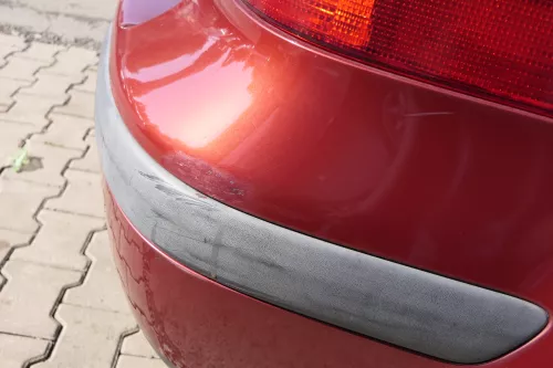 VW Golf 4 Limousine Stoßstange hinten Heckstoßstange Stoßfänger rot braun LC3K (165276)