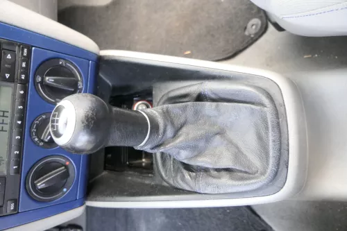 VW Golf 4 Bora Schaltknauf Schaltsack Schaltknüppel Benziner 5-Gang Generation 1 (165332)