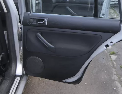 1x VW Golf 4 1J Kombi Türverkleidung Verkleidung Tür hinten rechts schwarz f