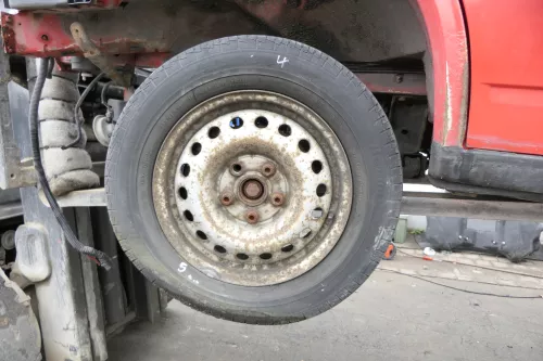 4x VW T4 Felgen Reifen 205/65 R15C 102/101T Sommerreifen 6jx15H2 ET55 # 4-5mm (165437)