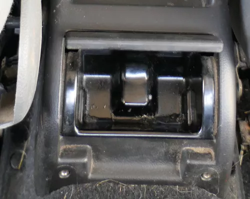 Seat Leon Toledo 1M Aschenbecher hinten (165469)