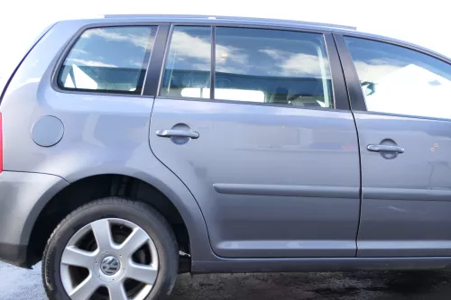 VW Touran 1T 1T3 Tür hinten rechts grau LD7X - ohne Anbauteile