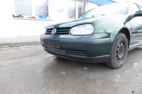 VW Golf 4 Stoßstange vorne Stoßfänger vorn vorne grün LC6M SWR (165596)