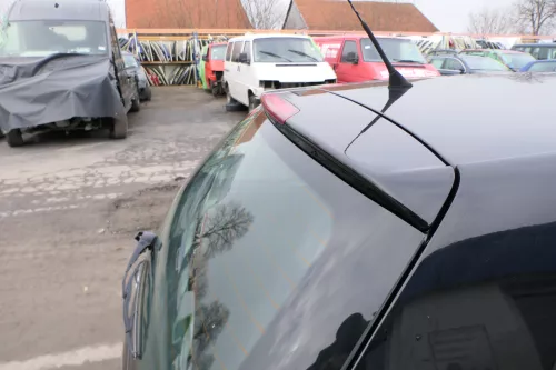 VW Polo 9N3 9N Heckklappe Kofferraumklappe Klappe schwarz L041 - Scheibe ohne (165659)