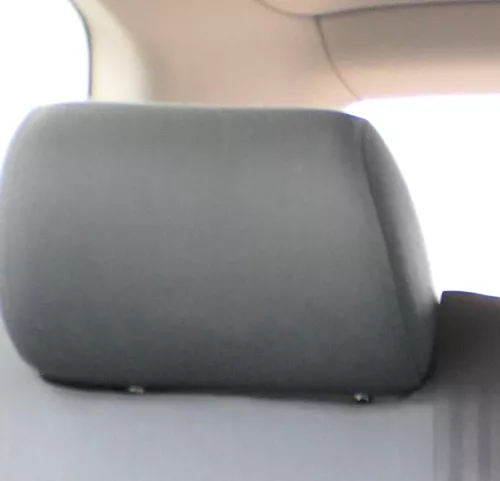 Audi A4 B5 A6 4B Kopfstütze hinten rechts oder links grün lagos grünlich