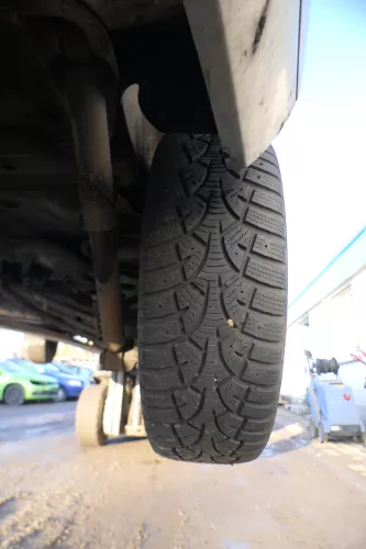 VW Sharan 7M Alhambra Winterreifen M&S Reifen Felgen 195/60R 16C 99/97T  4-7mm (165817)