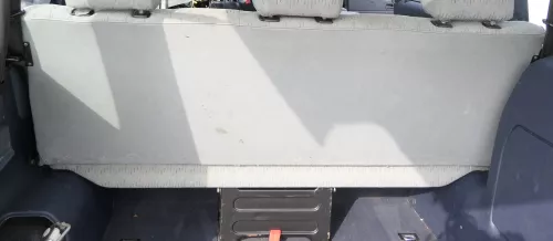 VW T4 Sitze hinten Sitz Rückbank 3-er (Multivan Caravelle) Rücksitzbank (165899)