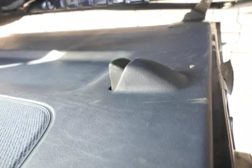 VW T4 Verkleidung Abdeckung Schiebetür Tür Seite rechts hinten Multivan blau lag (165902)