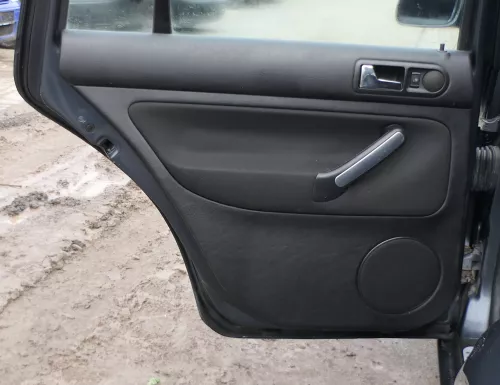 1x VW Golf 4 1J Kombi Türverkleidung Verkleidung Tür hinten links schwarz
