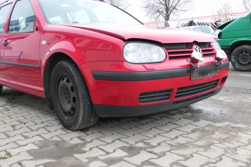 VW Golf 4 Stoßstange vorne Frontstoßstange Stoßfänger rot LY3D SWR (166130)