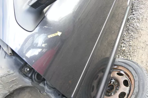 VW Golf 4 Bora Tür vorne links Fahrertür 4/5-Türer Kombi Variant schwarz LC9Z (166212)