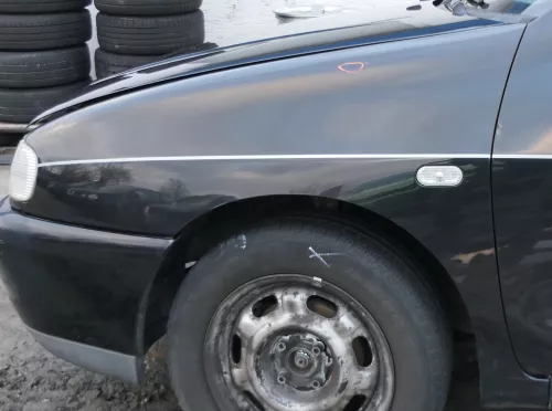 VW Caddy 9K Polo Variant 6Kv Kombi Kotflügel vorne links schwarz LC9Z