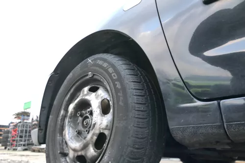 VW Caddy 9K Polo Variant 6Kv Kombi Kotflügel vorne links schwarz LC9Z (166305)