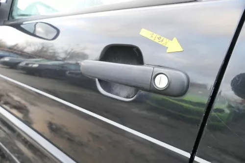 VW Polo Variant Kombi 6Kv oder Caddy 9Kv Tür vorne links schwarz LC9Z (166306)