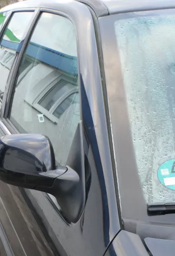 VW Polo Kombi Caddy 9K vorne rechts Fenster Scheibe in Tür Fensterscheibe