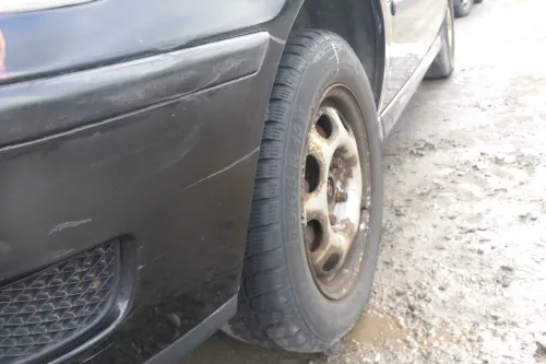 VW Polo 6N2 Stoßstange vorne Frontstoßstange Stoßfänger schwarz LC9Z (166329)