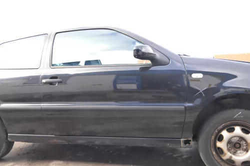 VW Polo 6N 6N2 Tür vorne rechts Beifahrertür 2/3-Türer schwarz LC9Z