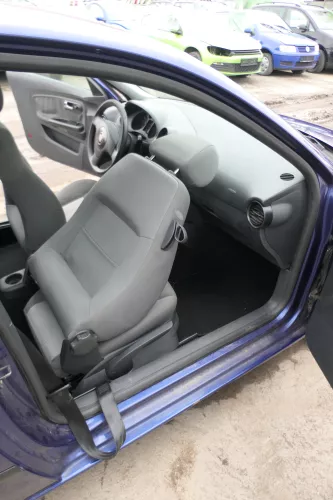 Seat Ibiza 6L Türdichtung Dichtung Tür vorne rechts Beifahrertür 2/3-Türer