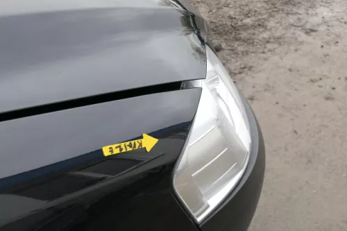 VW Fox 5Z Kotflügel vorne rechts schwarz LC9Z (166409)