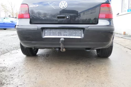 VW Golf 4 Limousine Stoßstange hinten Heckstoßstange Stoßfänger schwarz LC9Z