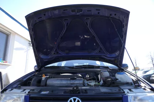 VW Polo 6N Motorhaube Frontklappe Haube vorne Klappe blau LD5D (166497)