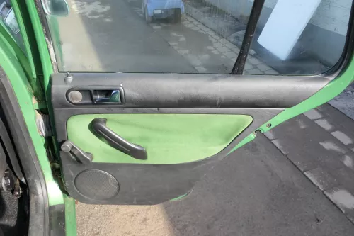 4x Golf 4 Limousine Türverkleidung Verkleidung Tür vorne hinten links recht grün (166553)
