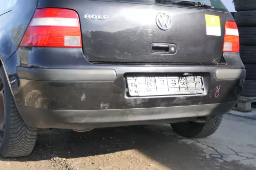 VW Golf 4 Limousine Stoßstange hinten Heckstoßstange Stoßfänger schwarz LC9Z (166627)