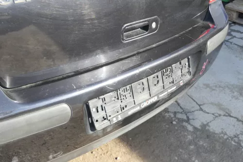 VW Golf 4 Limousine Stoßstange hinten Heckstoßstange Stoßfänger schwarz LC9Z (166627)