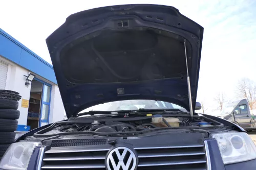 VW Passat 3BG Motorhaube Klappe vorne vorn Haube blau LA5E (166636)
