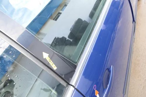 VW Passat 3B 3BG 3B6 Kombi Avant Tür hinten rechts mit Scheibe blau LA5E (166643)