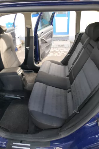 VW Passat 3B 3BG Kombi Variant Sitz Rückbank Rücksitzbank 3 Punkt Gurt Sport (166655)
