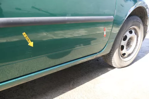 VW Lupo Seat Arosa Tür vorne rechts Beifahrertür grün LA6N (mechanischerFenst (166670)