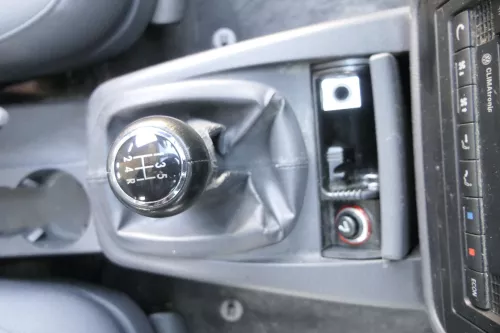 VW Passat 3B 3BG Schaltknauf Schaltsack Schaltung Schaltknüppel 5-Gang Leder (166735)