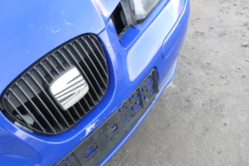 Seat Ibiza 6L Stoßstange Frontstoßstange vorne blau LS5G bis caAnfang2006 (166829)