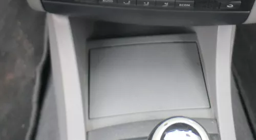 Seat Ibiza 6L Aschenbecher Zigarettenanzünder vorne grau