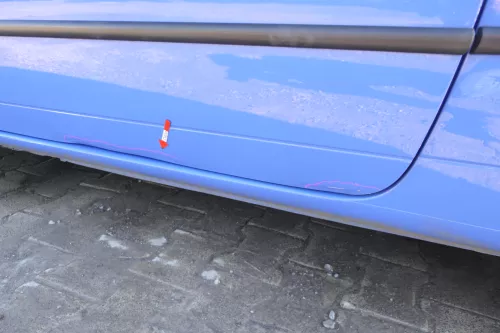 VW Lupo Seat Arosa Tür vorne links Fahrertür blau LR5A (mechanischer FH) (166884)