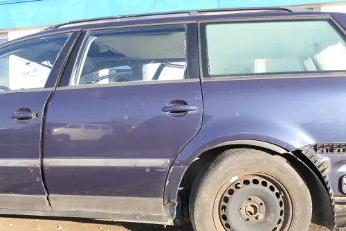 Passat 3B 3BG 3B6 Kombi Variant Tür hinten links blau LN5Y