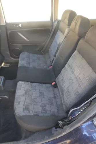 VW Passat 3B 3BG Kombi Variant Sitz Rückbank Rücksitzbank 3 Punkt Gurt Sport (166950)