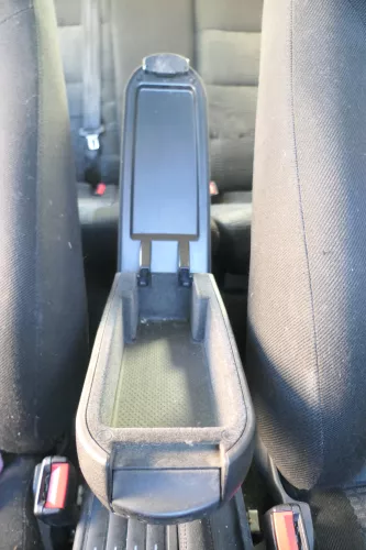 VW Passat 3B Mittelarmlehne Armlehne Lehne Mitte Original schwarz dunkel (166951)