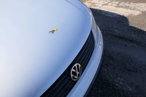 VW Passat 3B Motorhaube Klappe vorne vorn Haube silber grau LB7Z (166965)