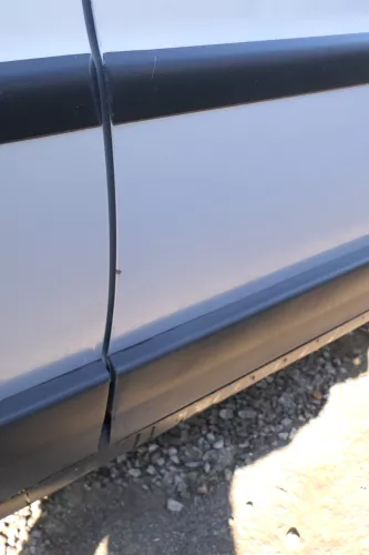 VW Passat 3B 3BG Kombi + Limo Tür vorne rechts Beifahrertür grau silber LB7Z (166968)